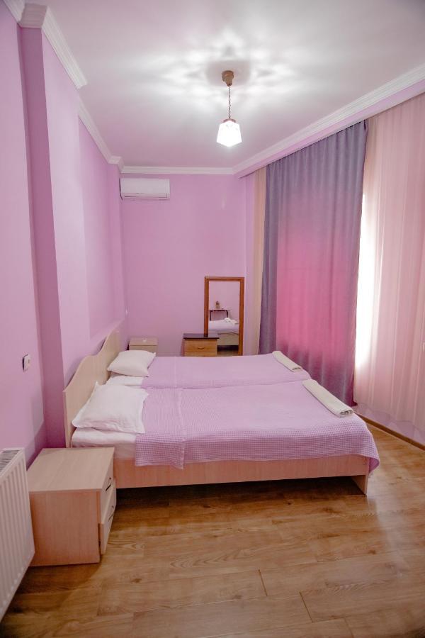 Gh Sanapiro Hotel Telavi Bagian luar foto